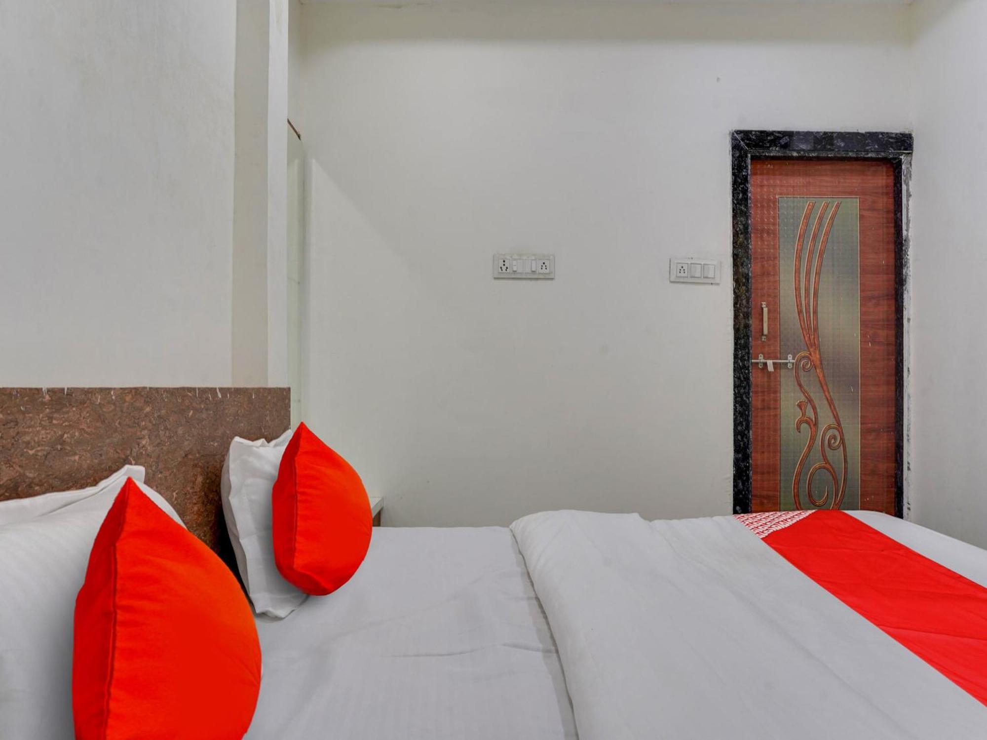 Hotel O Shivansh Bhopal Exteriör bild
